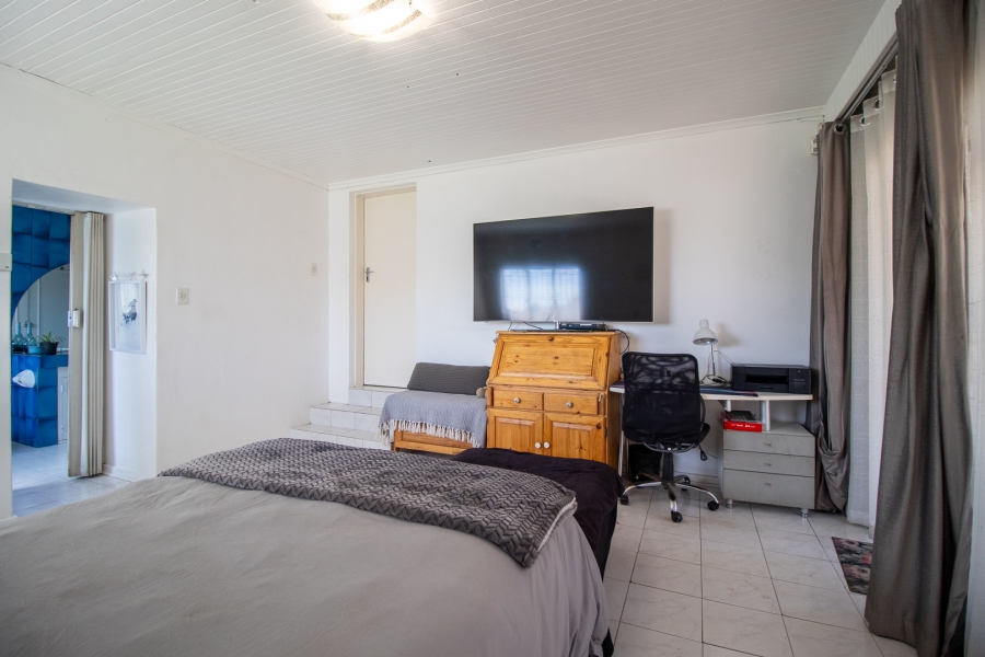 4 Bedroom Property for Sale in Randhart Gauteng