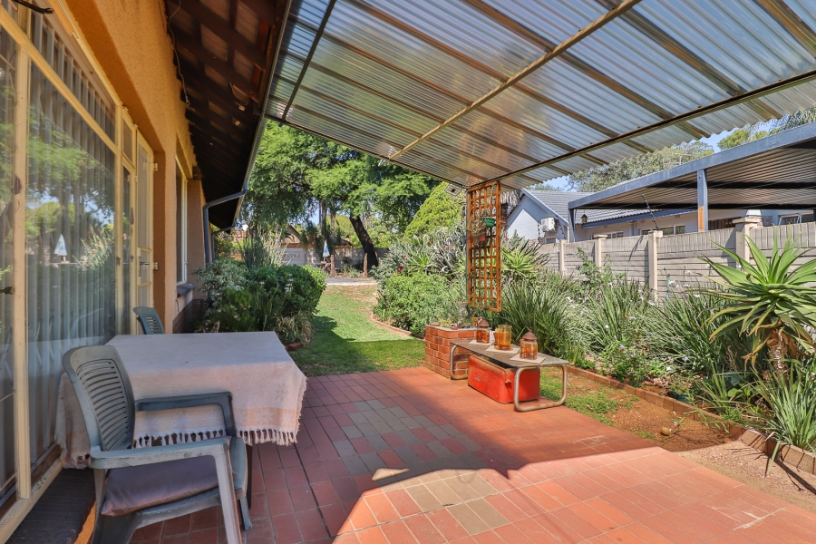 4 Bedroom Property for Sale in Randhart Gauteng