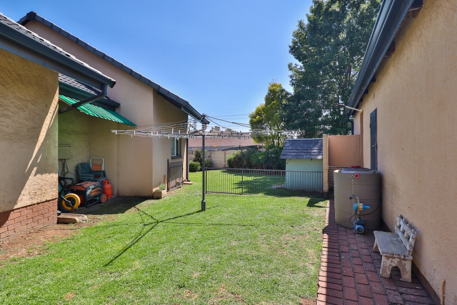 4 Bedroom Property for Sale in Randhart Gauteng