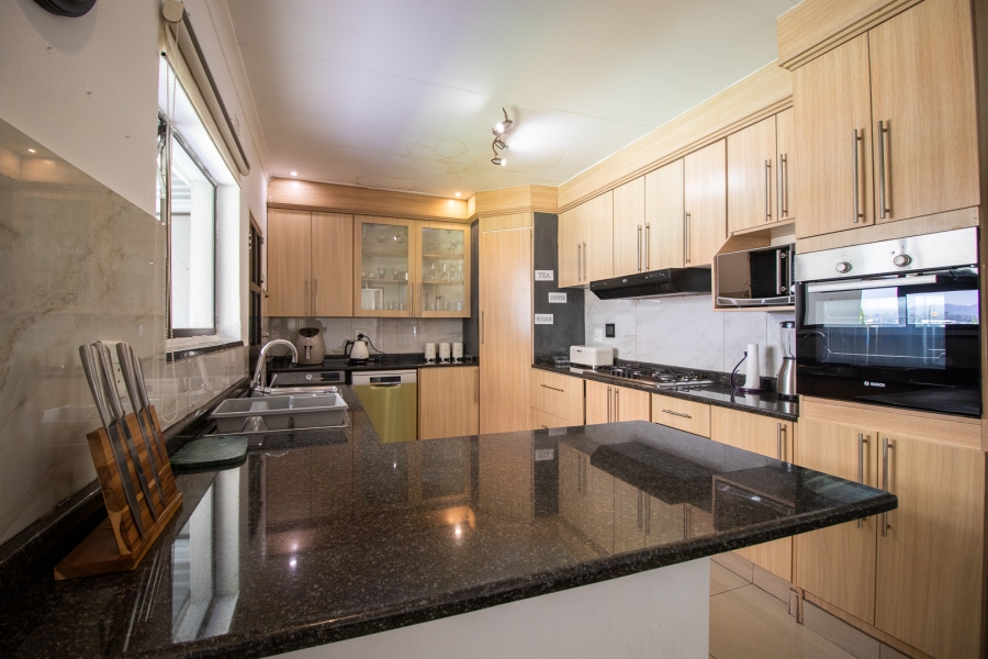 3 Bedroom Property for Sale in Brackendowns Gauteng