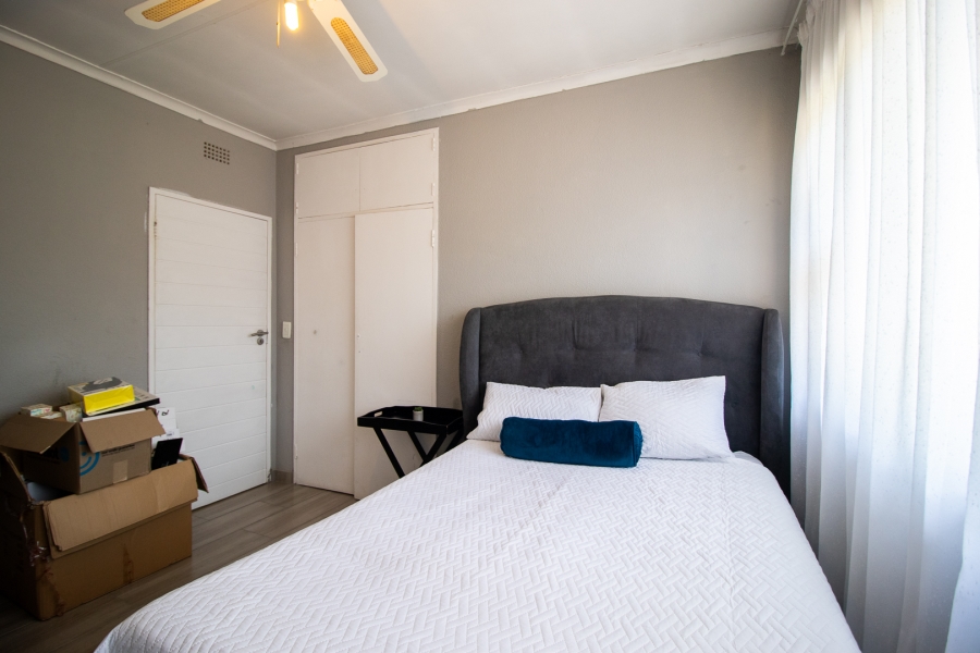 3 Bedroom Property for Sale in Brackendowns Gauteng