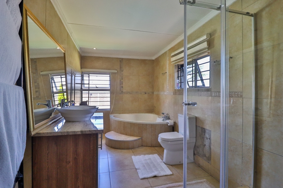 3 Bedroom Property for Sale in Brackendowns Gauteng