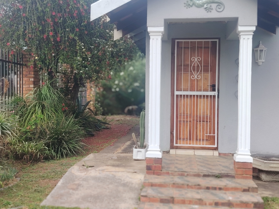 To Let 1 Bedroom Property for Rent in Brackendowns Gauteng