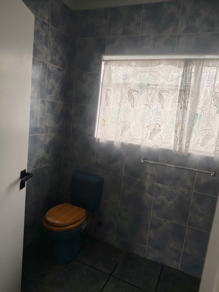 To Let 1 Bedroom Property for Rent in Brackendowns Gauteng
