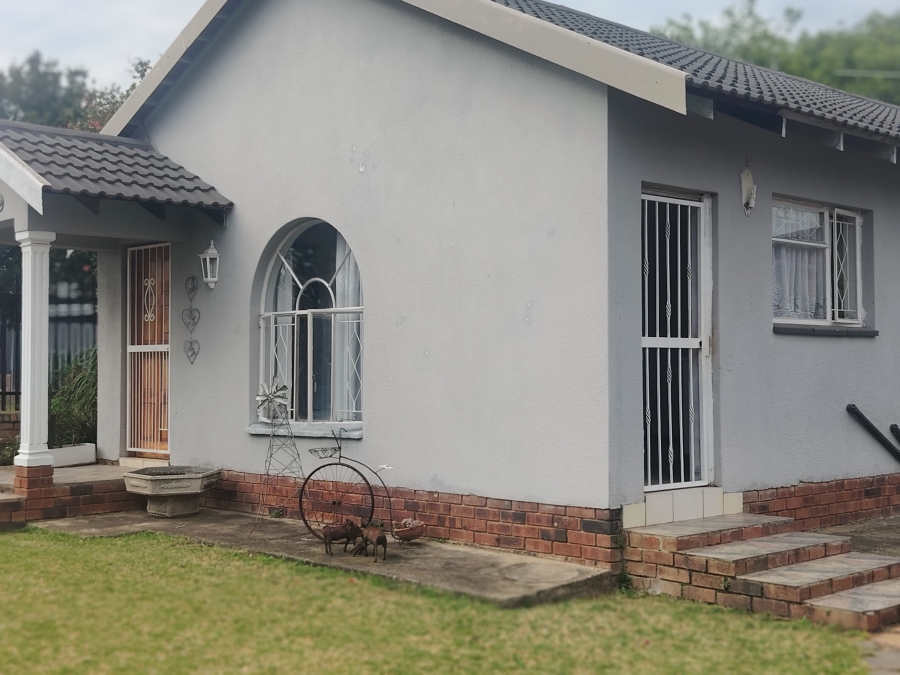 To Let 1 Bedroom Property for Rent in Brackendowns Gauteng