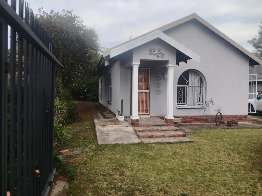 To Let 1 Bedroom Property for Rent in Brackendowns Gauteng