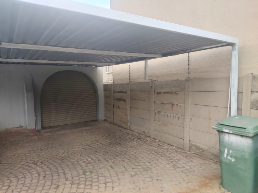 To Let 1 Bedroom Property for Rent in Brackendowns Gauteng