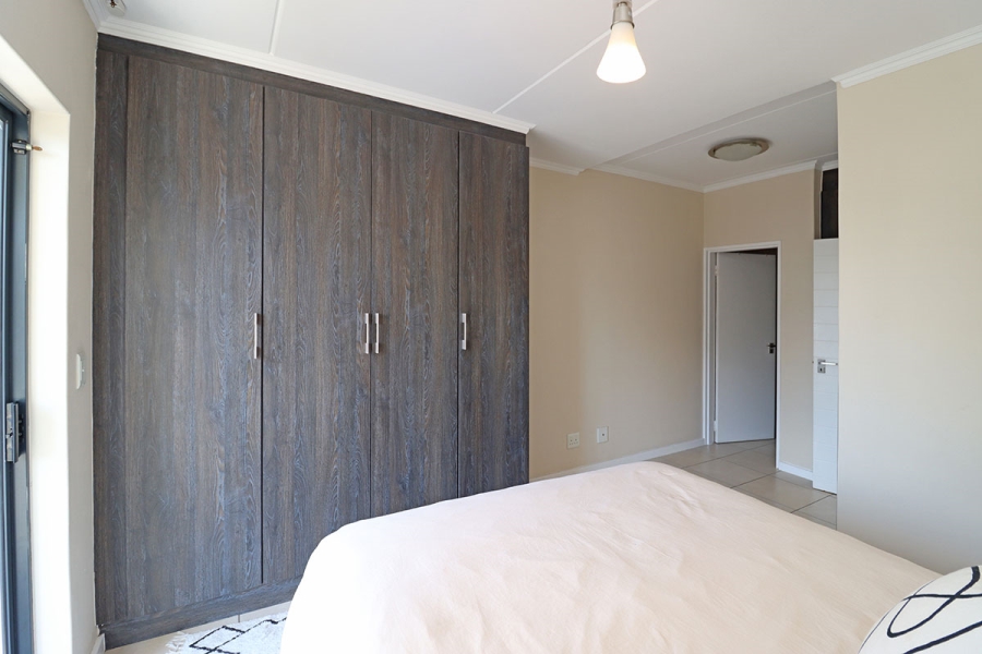 2 Bedroom Property for Sale in Greenstone Hill Gauteng