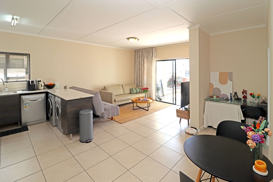 2 Bedroom Property for Sale in Greenstone Hill Gauteng