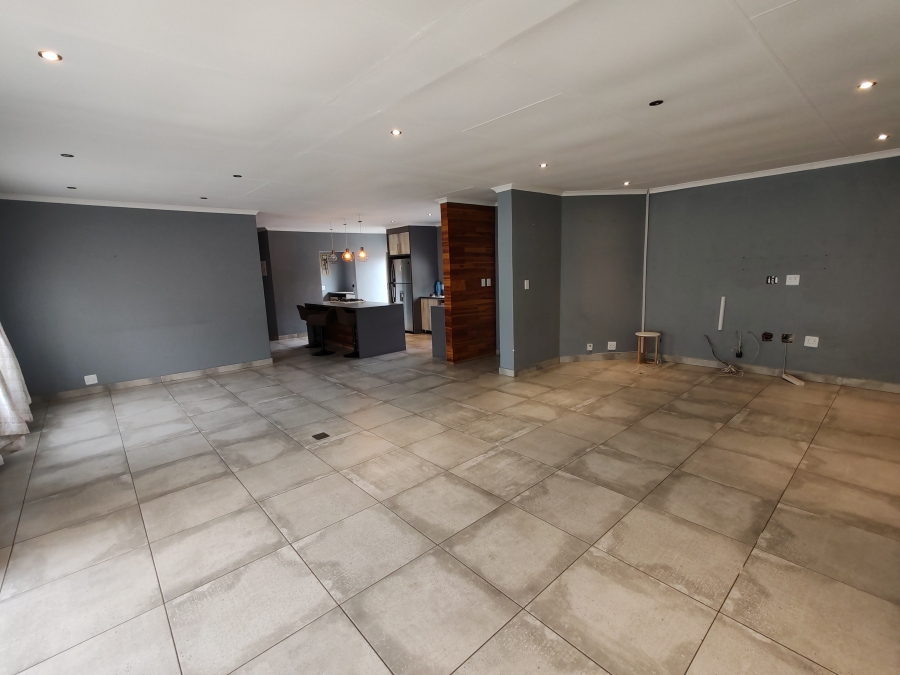 3 Bedroom Property for Sale in Suiderberg Gauteng