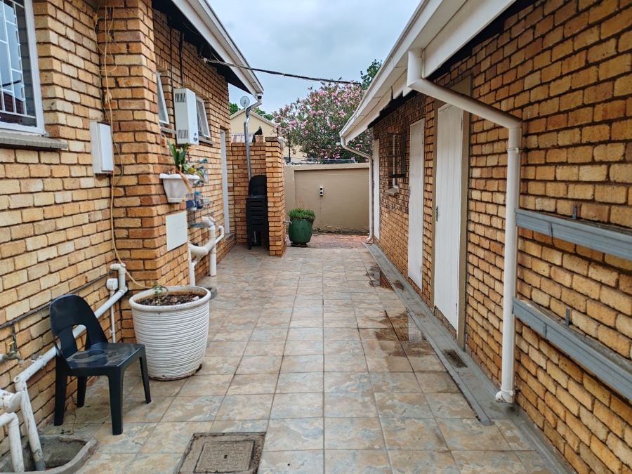 3 Bedroom Property for Sale in Suiderberg Gauteng