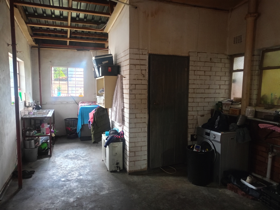 5 Bedroom Property for Sale in Sonland Park Gauteng