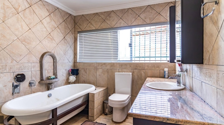 3 Bedroom Property for Sale in Parkrand Gauteng