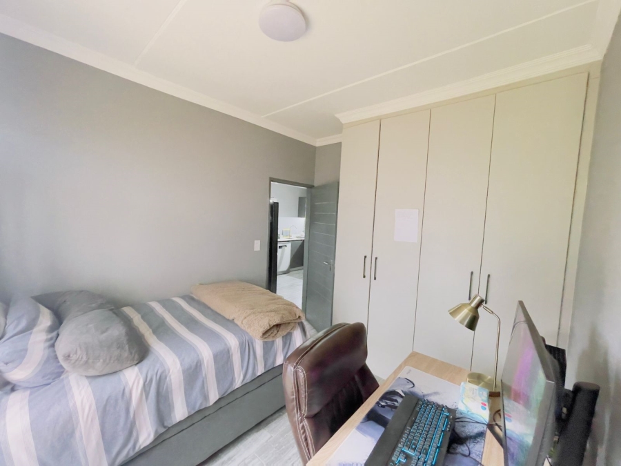 To Let 3 Bedroom Property for Rent in Norton Home Estate AH Gauteng