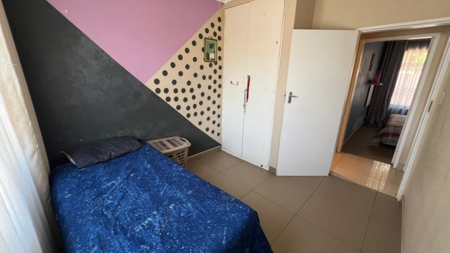 3 Bedroom Property for Sale in Crystal Park Gauteng