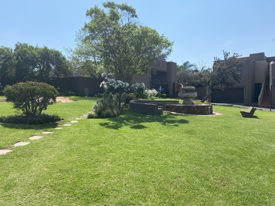 2 Bedroom Property for Sale in North Riding Gauteng