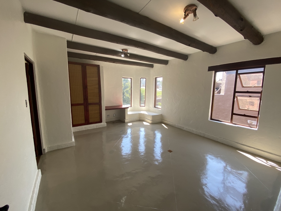 2 Bedroom Property for Sale in North Riding Gauteng
