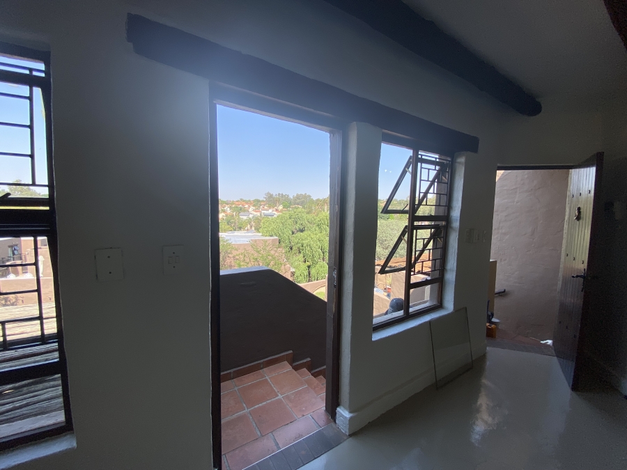 2 Bedroom Property for Sale in North Riding Gauteng