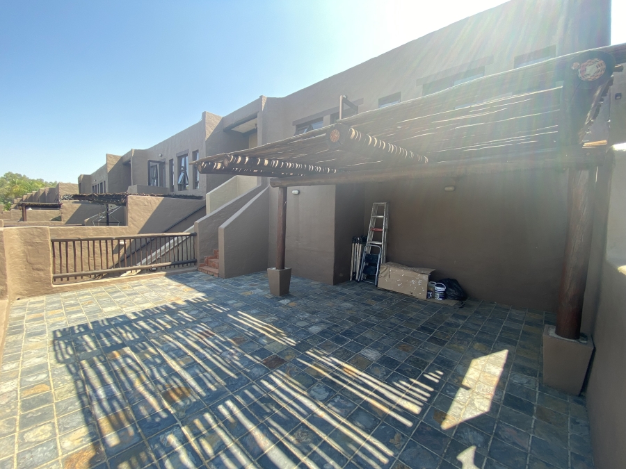 2 Bedroom Property for Sale in North Riding Gauteng