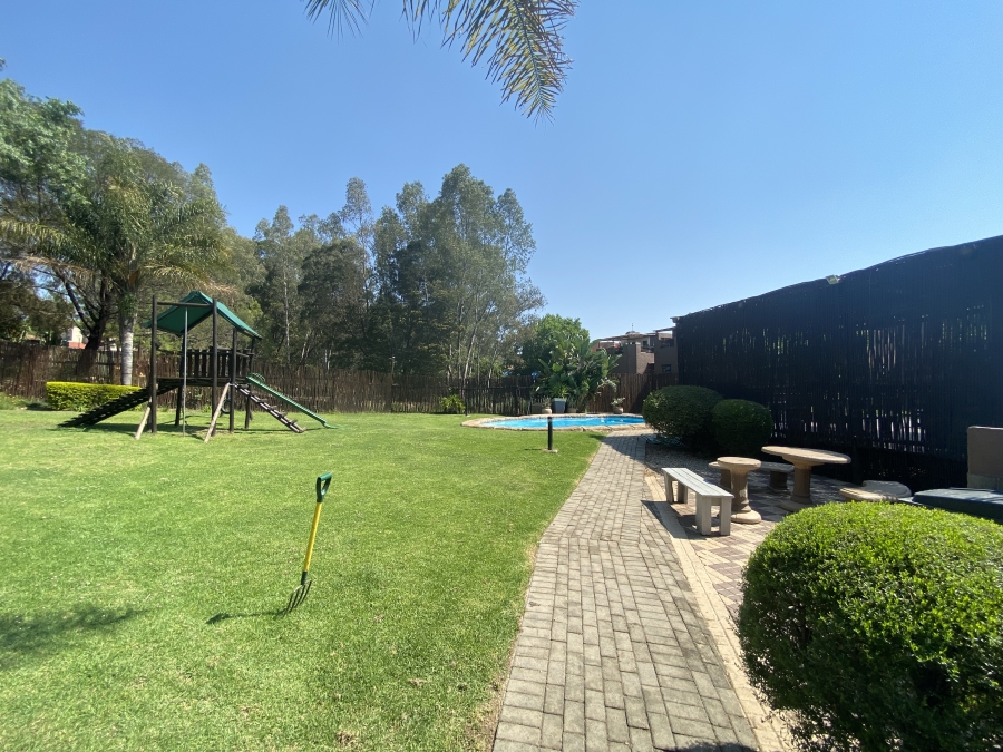 2 Bedroom Property for Sale in North Riding Gauteng