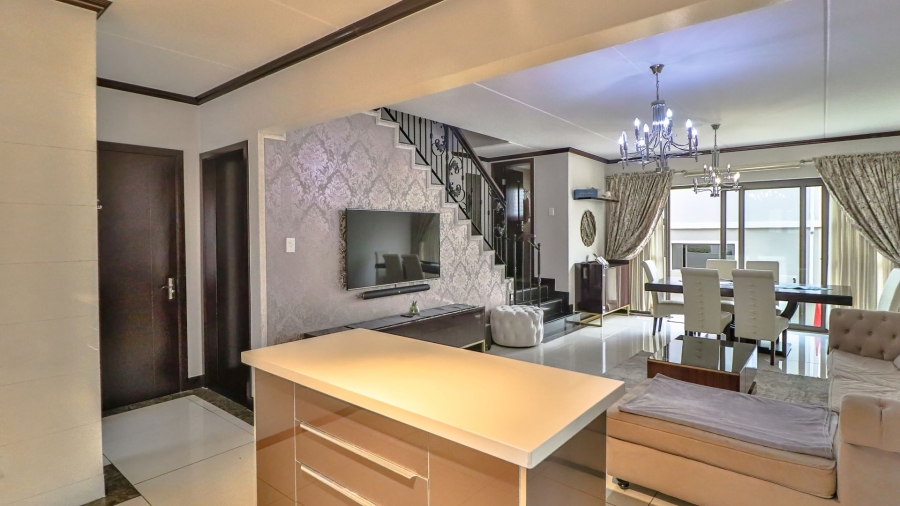 3 Bedroom Property for Sale in Maroeladal Gauteng