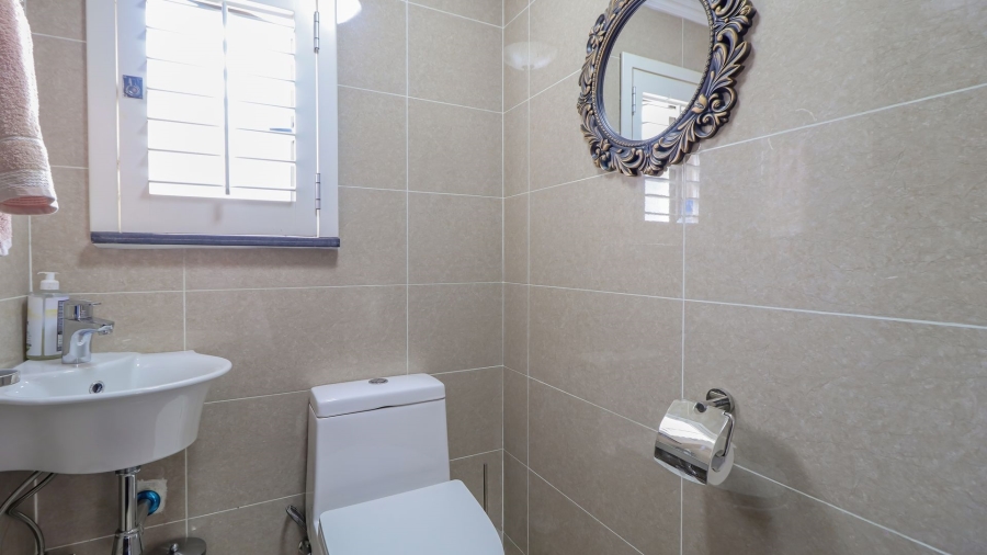 3 Bedroom Property for Sale in Maroeladal Gauteng