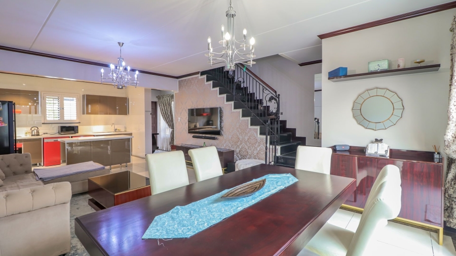 To Let 3 Bedroom Property for Rent in Fourways Gauteng