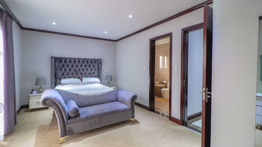 To Let 3 Bedroom Property for Rent in Fourways Gauteng