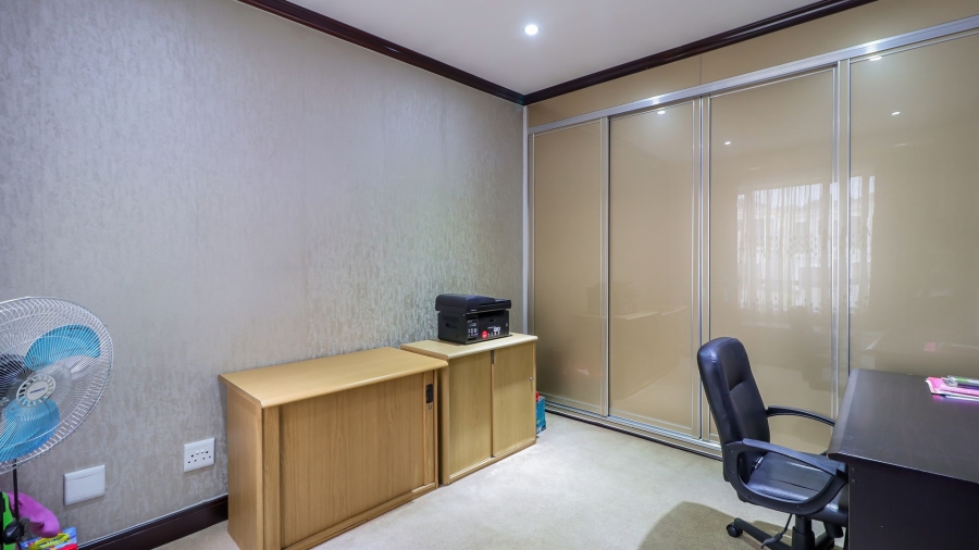 To Let 3 Bedroom Property for Rent in Fourways Gauteng