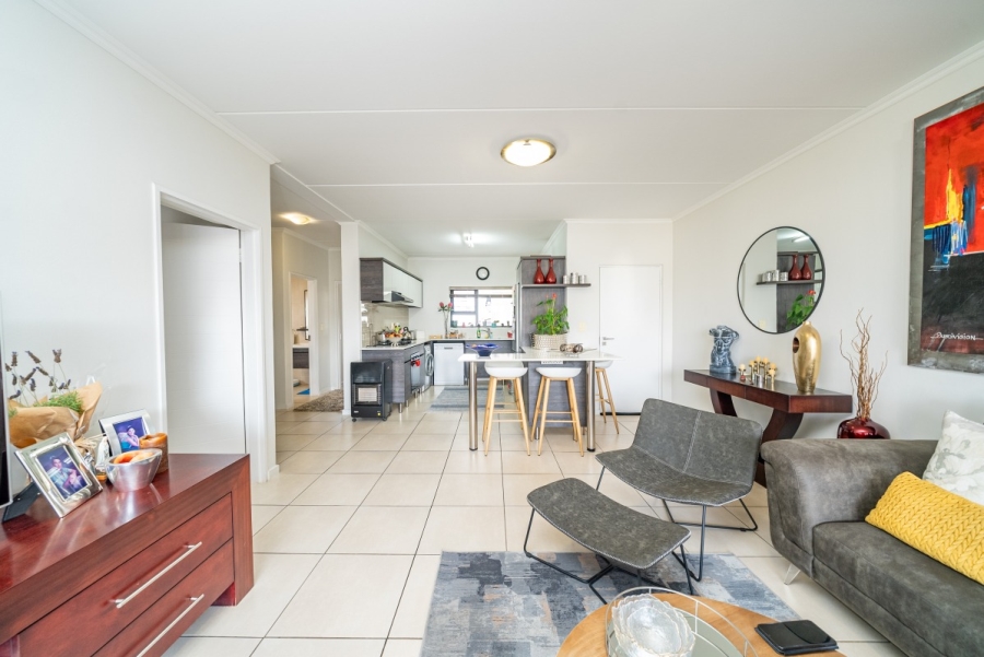 2 Bedroom Property for Sale in Greenstone Hill Gauteng