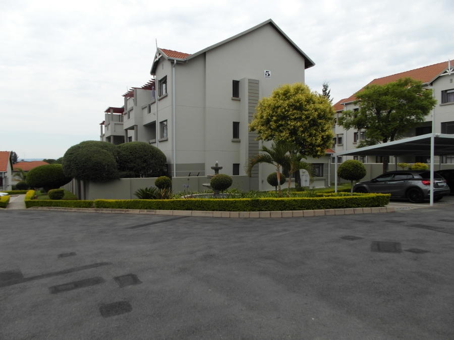 2 Bedroom Property for Sale in Broadacres Gauteng