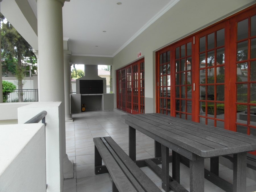 2 Bedroom Property for Sale in Broadacres Gauteng