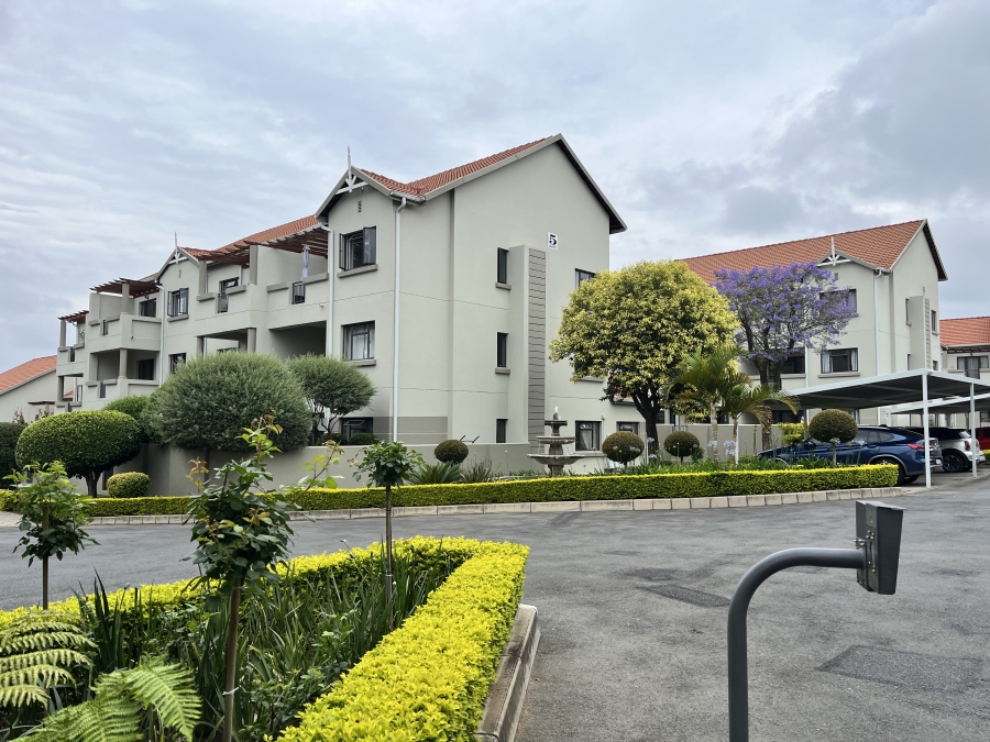 2 Bedroom Property for Sale in Broadacres Gauteng