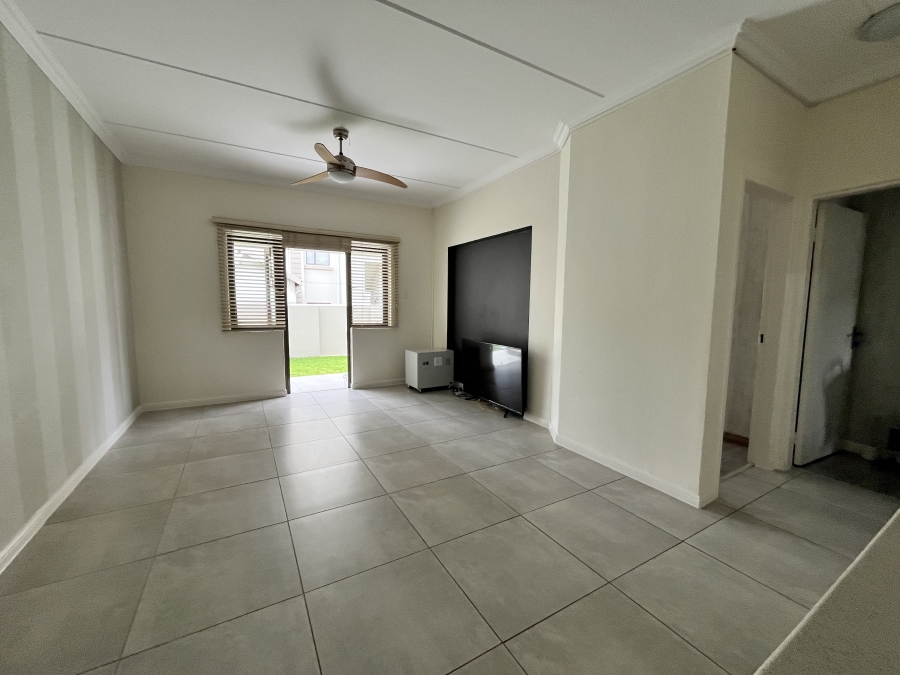 2 Bedroom Property for Sale in Broadacres Gauteng