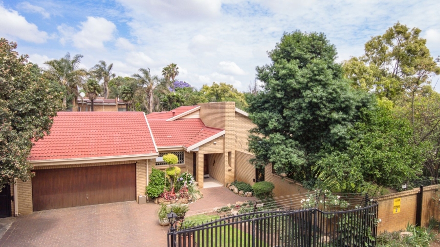 3 Bedroom Property for Sale in Lakefield Gauteng