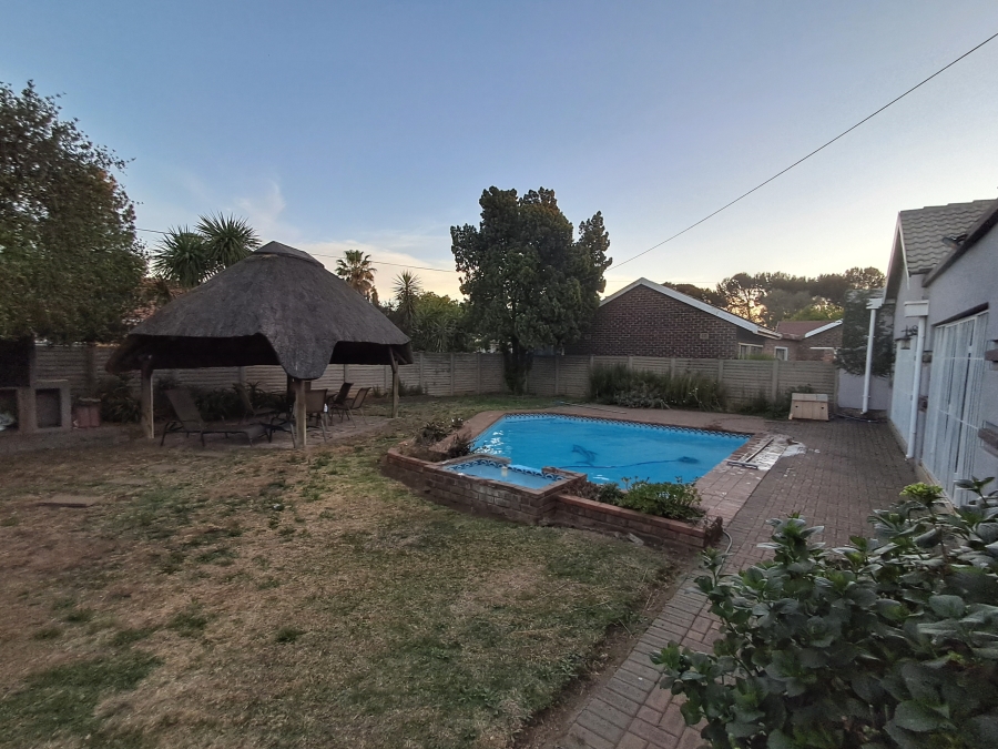 To Let 3 Bedroom Property for Rent in Vanderbijlpark SW Gauteng