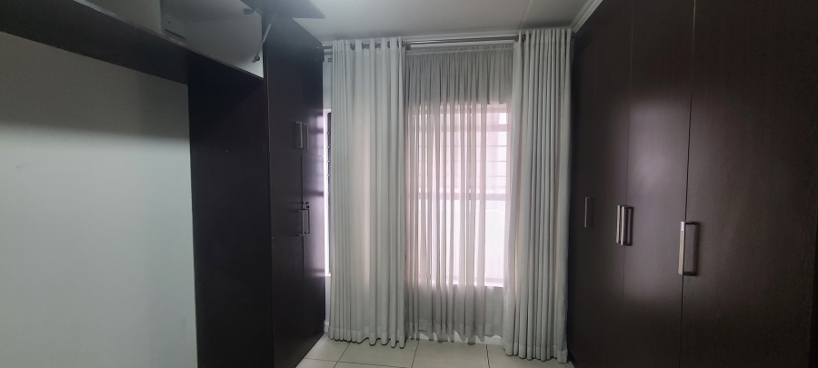 3 Bedroom Property for Sale in Greenstone Hill Gauteng