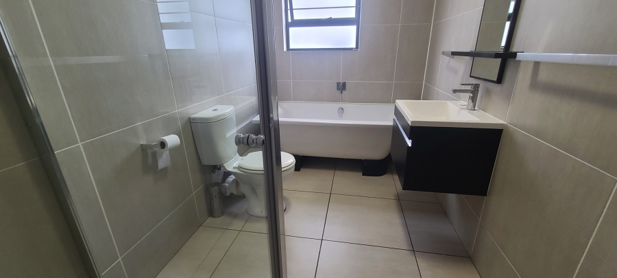 3 Bedroom Property for Sale in Greenstone Hill Gauteng