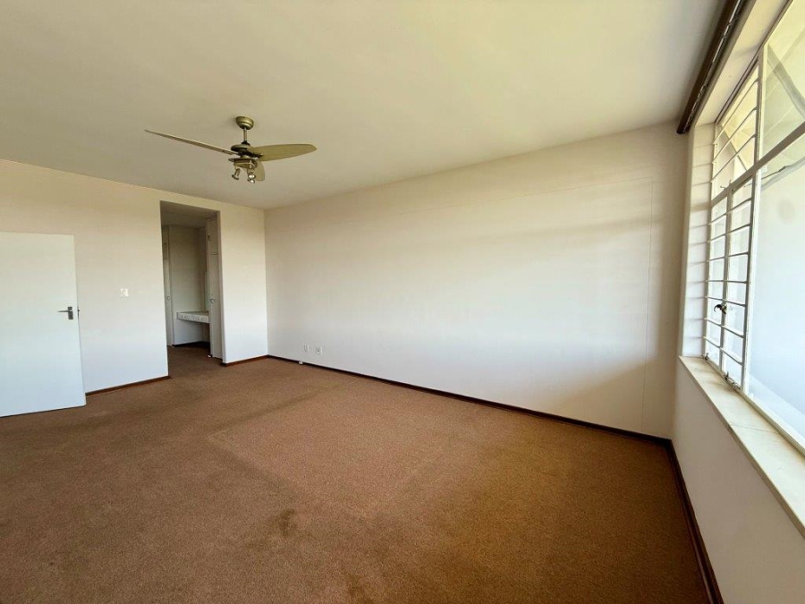 To Let 3 Bedroom Property for Rent in Melrose Gauteng