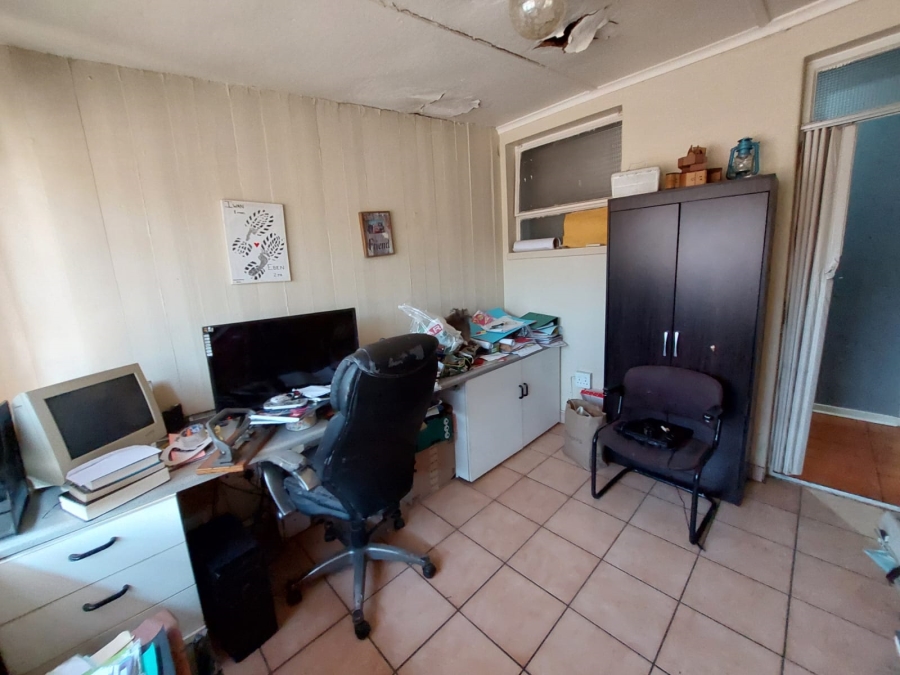 6 Bedroom Property for Sale in Brenthurst Gauteng