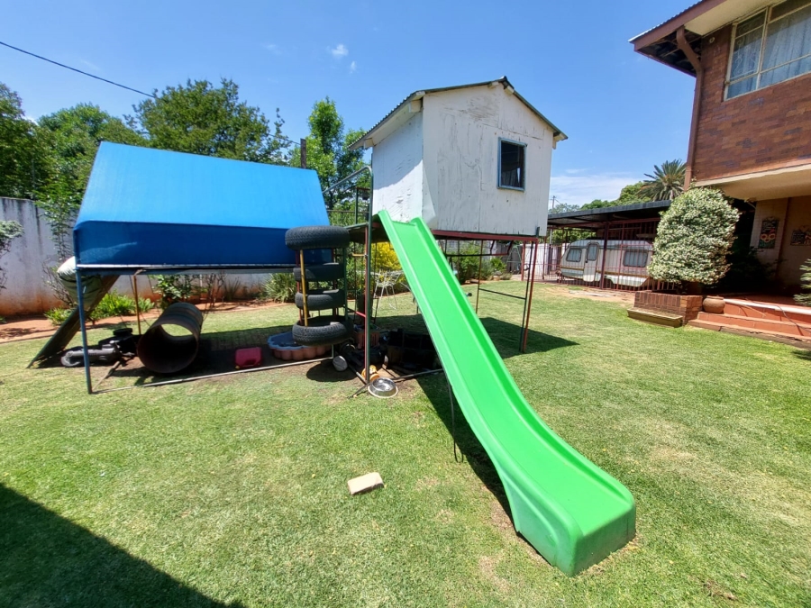 6 Bedroom Property for Sale in Brenthurst Gauteng