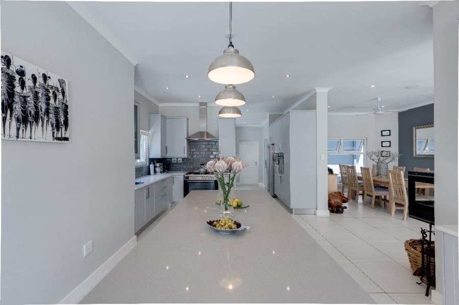 To Let 4 Bedroom Property for Rent in Dainfern Golf Estate Gauteng