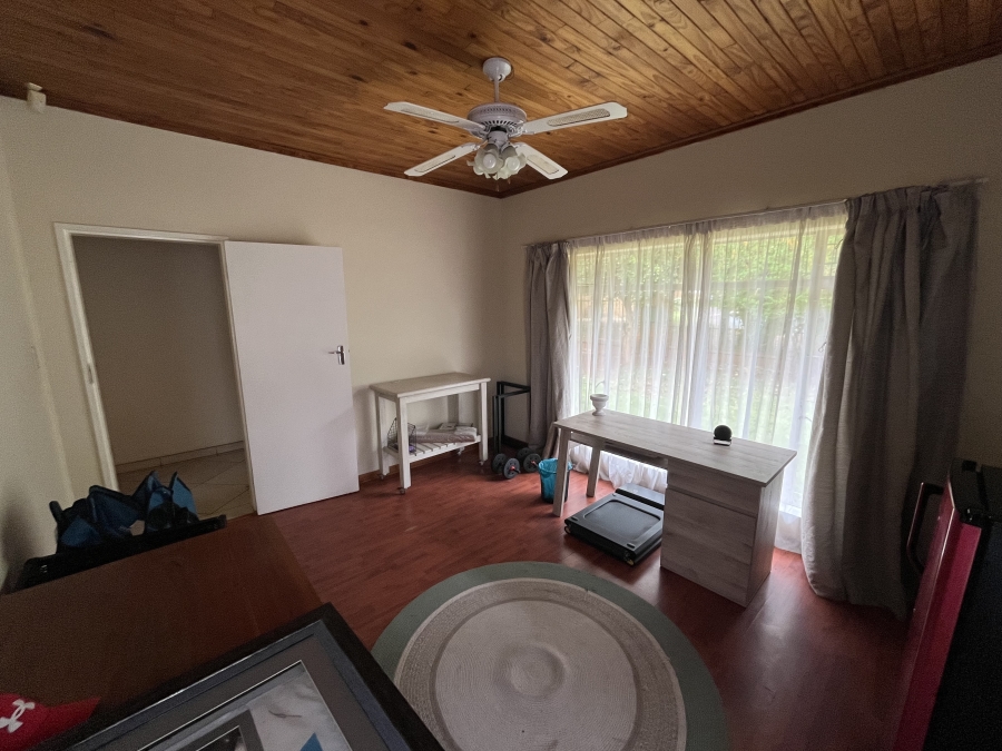 4 Bedroom Property for Sale in Sinoville Gauteng