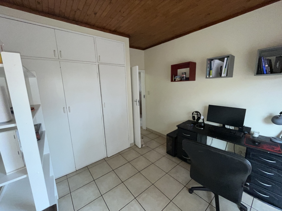 4 Bedroom Property for Sale in Sinoville Gauteng