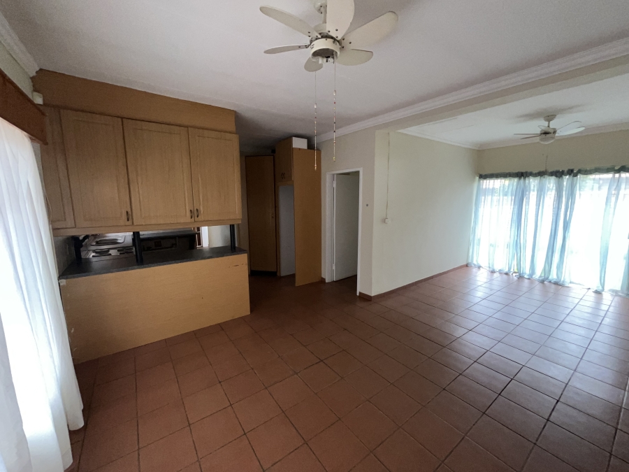 4 Bedroom Property for Sale in Sinoville Gauteng