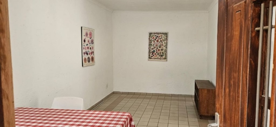 To Let 1 Bedroom Property for Rent in Highlands North Gauteng