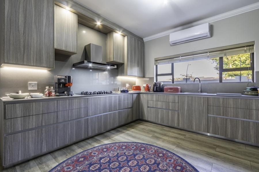 3 Bedroom Property for Sale in Greenstone Hill Gauteng