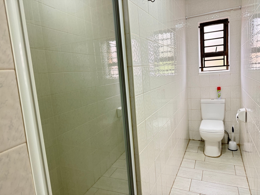 4 Bedroom Property for Sale in Oakdene Gauteng