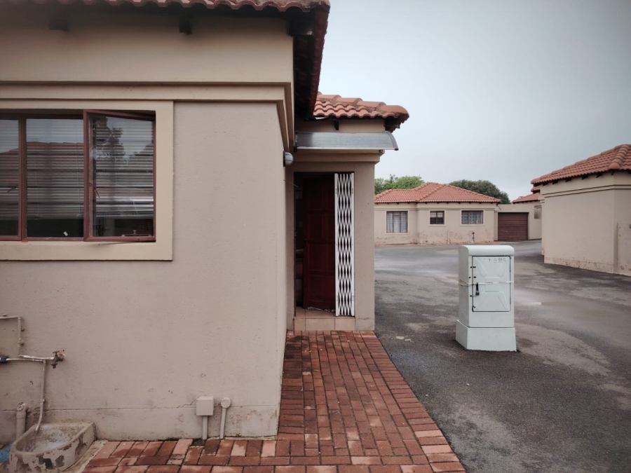 3 Bedroom Property for Sale in Greenhills Gauteng