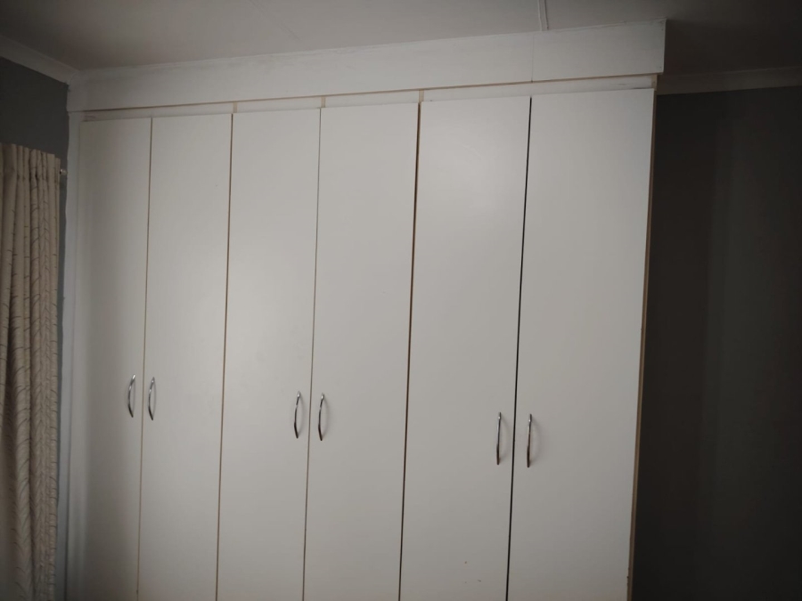 3 Bedroom Property for Sale in Greenhills Gauteng